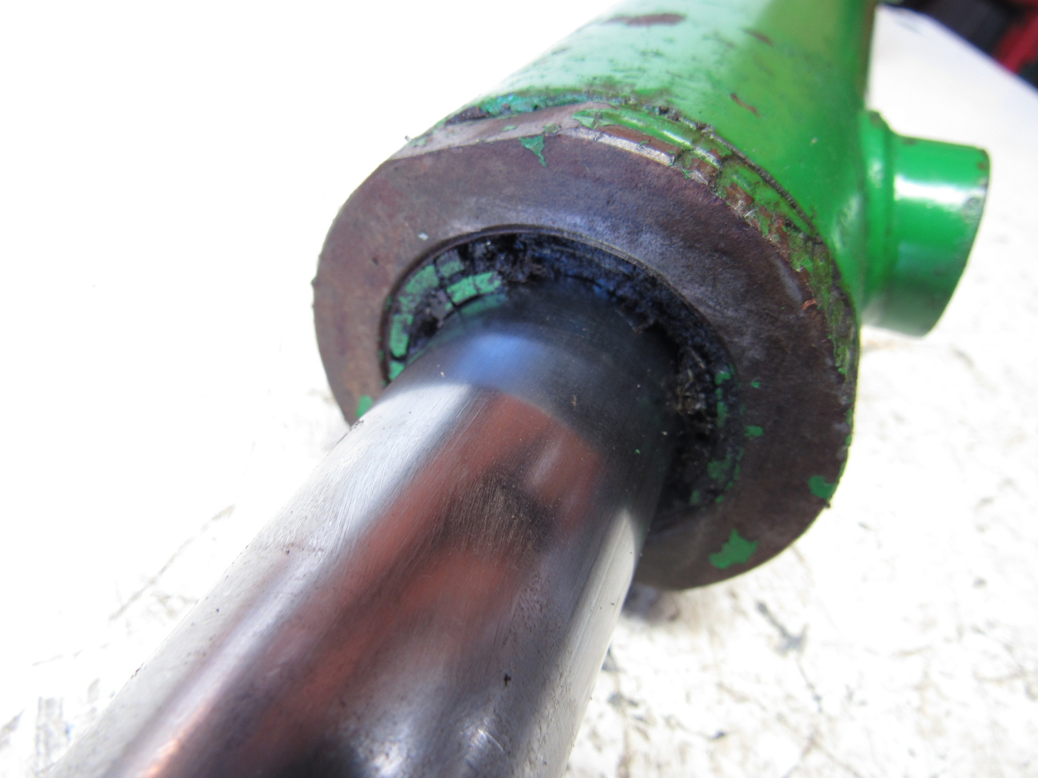 Eastern Triangle Enterprises LLC EStore. Hydraulic Lift Cylinder