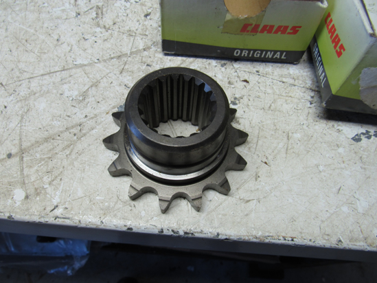 Picture of Claas 0009844960 9844960 984496.0 Sprocket Gear