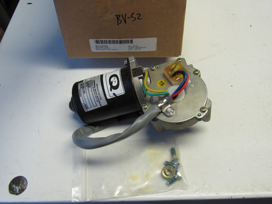 Picture of Unused Old Stock Volvo 85122759 Wiper Motor