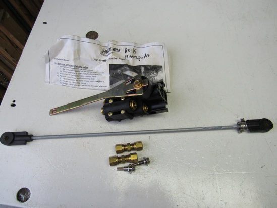 Picture of Unused Old Stock Mack H01501MS Hadley Valve Kit 4069-H01501MS