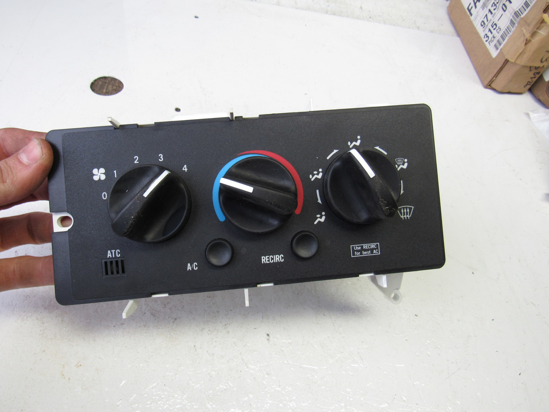 Picture of Excellent possibly Unused Bergstrom 1000149538 Control Unit