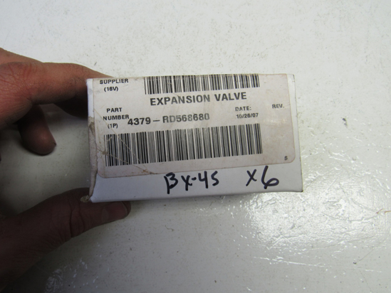 Picture of Unused Old Stock Mack 4379-RD568680 Expansion Valve
