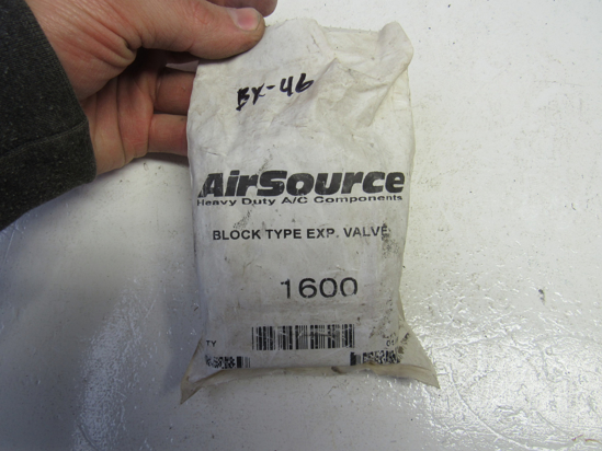 Picture of Unused Old Stock AirSource 1600 RD5-6868-0 Expansion Valve