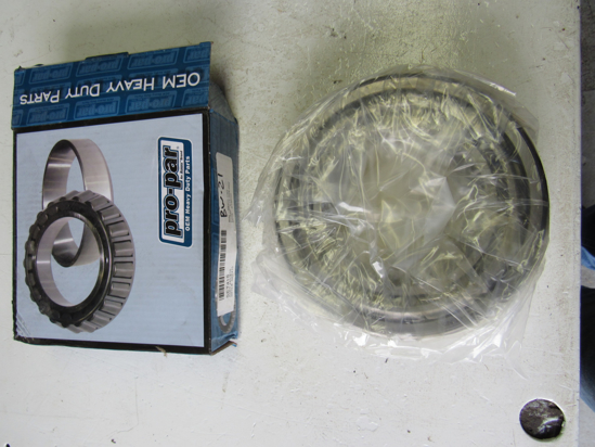 Picture of Unused Old Stock Pro-Par Set415 Tapered Roller Bearing & Race probrSet415