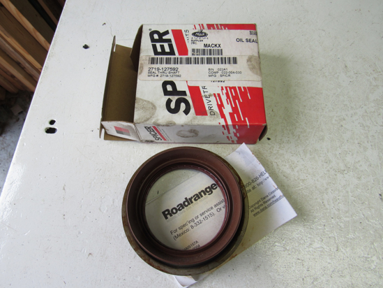 Picture of Unused Old Stock Eaton 2719-127592 Seal