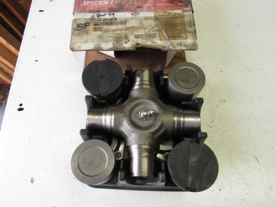 Picture of Unused Old Stock Spicer SPL170-4X 3947697 U-Joint