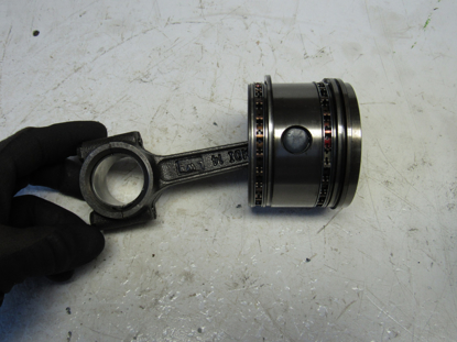 Picture of Bendix T-111018-A Compressor Pump Connecting Rod & Piston