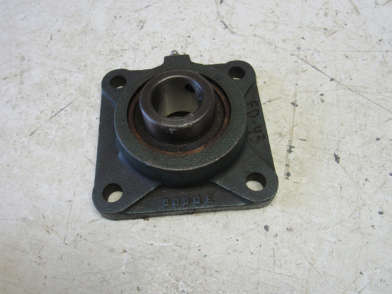 Picture of Unused Old Stock Baldor Dodge 1-1/4" Bore Flanged Bearing SC-1 1/4 B