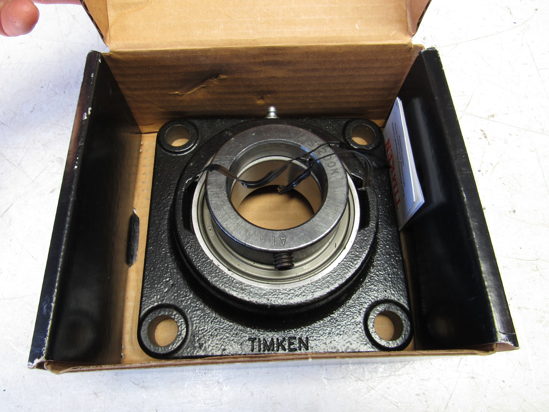 Picture of Unused Old Stock Timken VCJ2 Flanged Bearing 2" Bore MADE IN USA