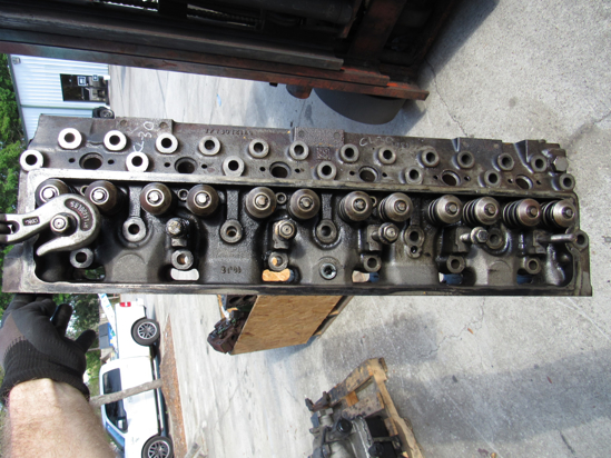 Picture of Cat Caterpiller 6I-4342 Cylinder Head w/ Valves 3056 Industrial Engine 1ML 6I4342