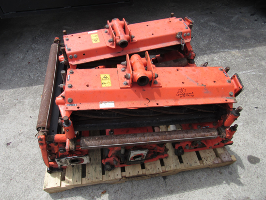 Picture of Set of 5 Jacobsen LMAC603 8 Blade Reels Cutting Units to MH5 3 Point Mower