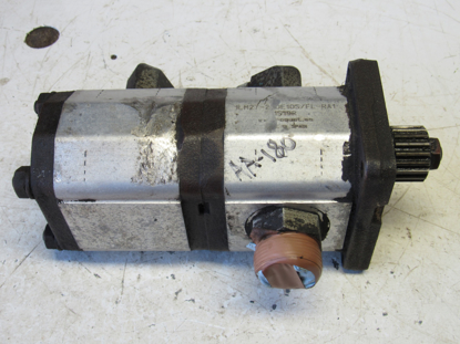 Picture of Jacobsen 4165900 Hydraulic Gear Pump to MH5 Mower