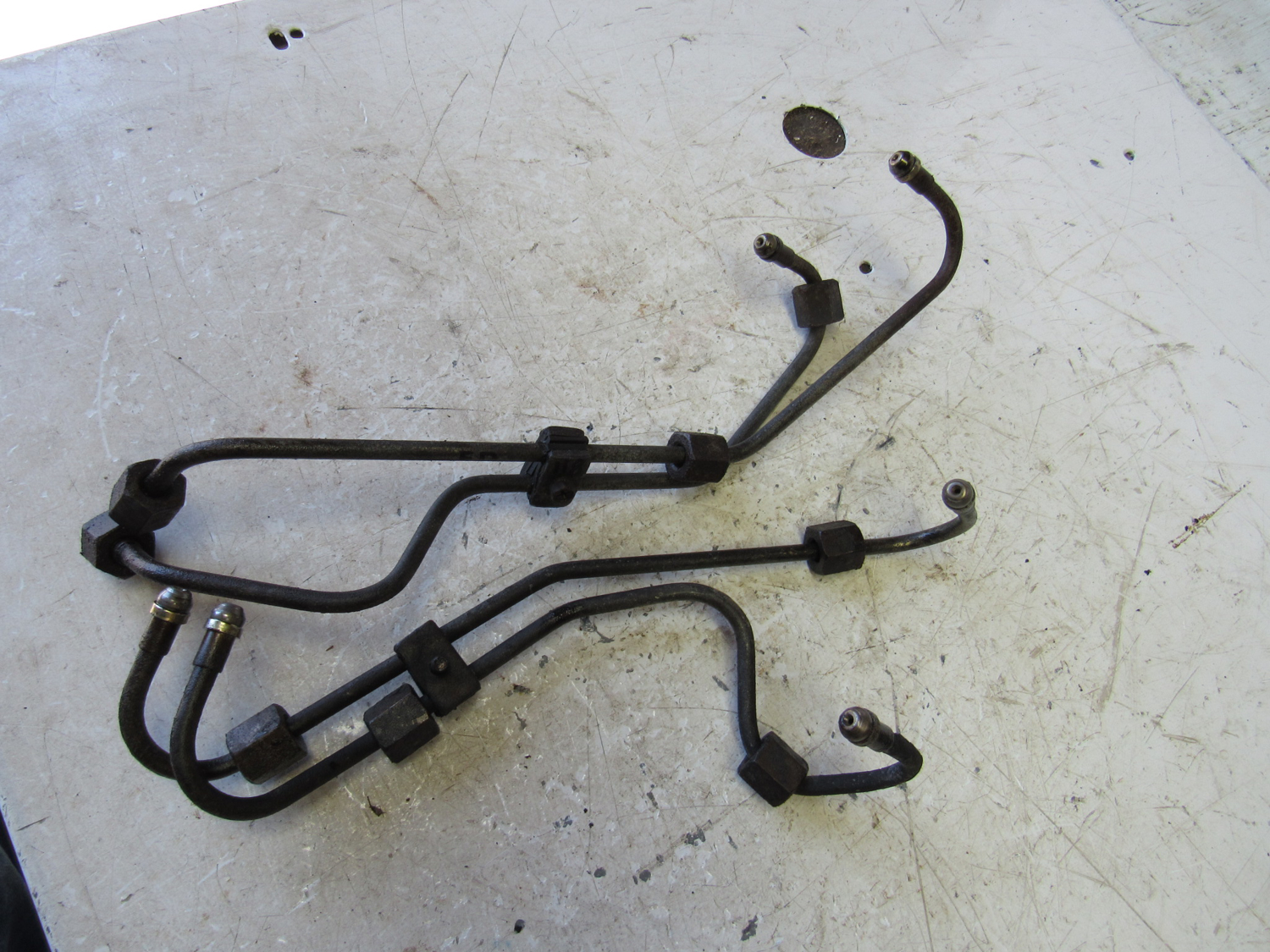 Eastern Triangle Enterprises LLC EStore. Fuel Injector Lines Pipes off