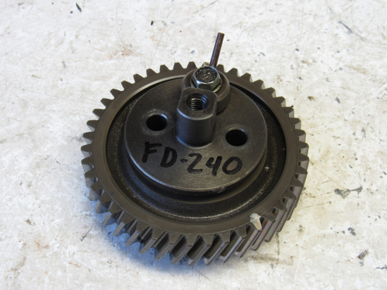 Picture of Timing Idler Gear & Shaft off Yanmar 4TNE86-ETK Thermo King TK486E