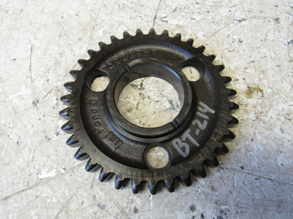 Picture of Oil Slinger Gear 35T A37730 J I Case 430 Tractor