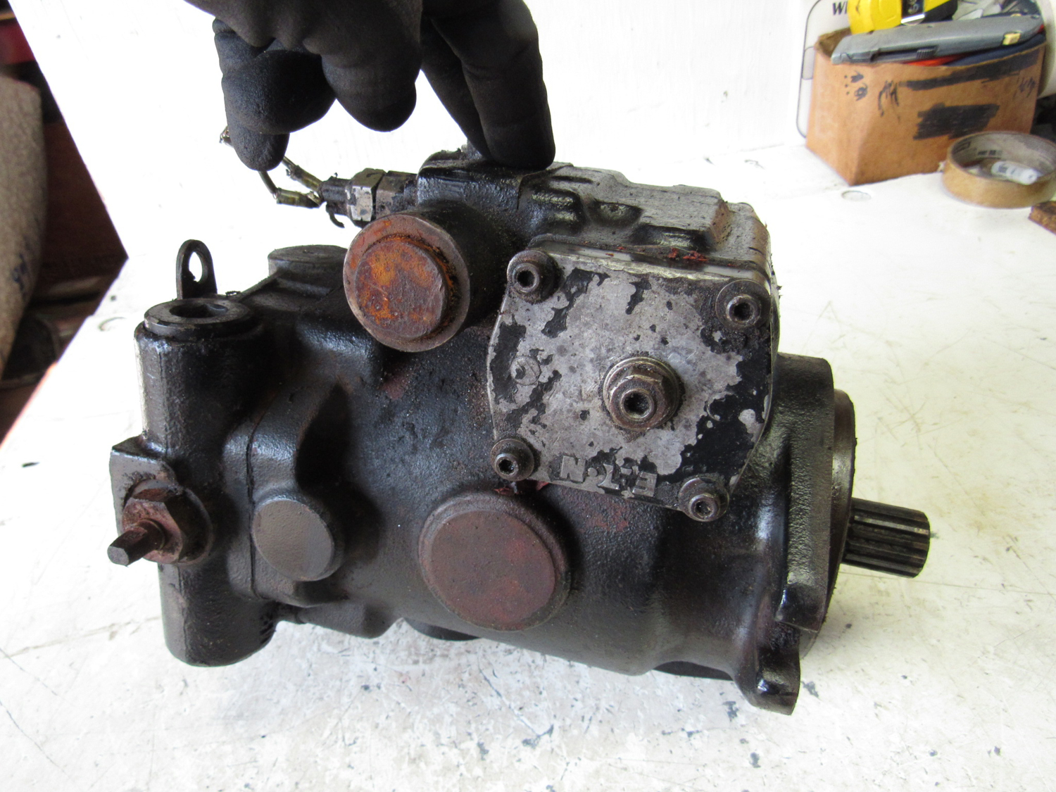 Eastern Triangle Enterprises LLC EStore. Toro 1059846 Hydraulic Piston Drive Pump 4500D 4700D