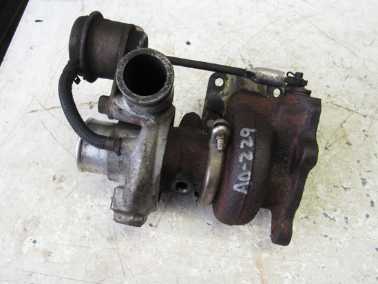 Picture of Turbocharger Turbo 1G610-17011 off 2005 Kubota V2003-T-ES Toro 108-7093