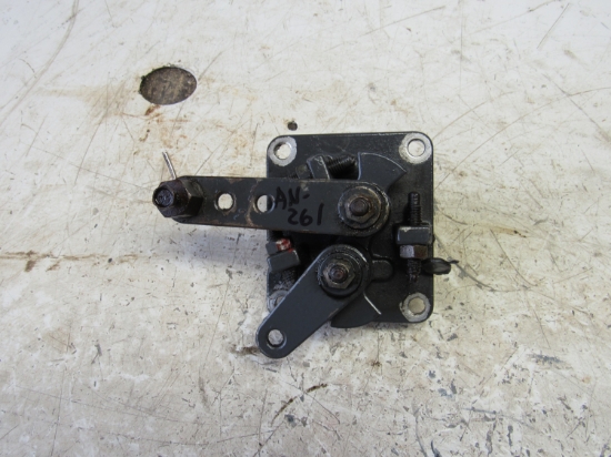 Picture of Kubota Speed Control Plate Assy Levers V1505-T D1105-T Engine Toro 105-3735