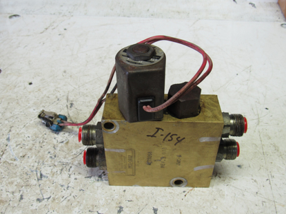 Picture of 3WD/4WD Hydraulic Valve AET11268 John Deere 2500E 2500A 2500B 2653A 2500 2653 3215B 3235B