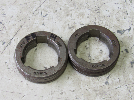 Picture of 2 Lincoln .035 0.9mm 60V Drive Rolls Roll