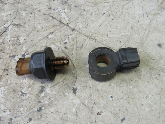 Picture of Kubota Common Rail Sensor & Coil part of assy 1J524-50590