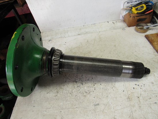 Picture of John Deere R105836 Flanged Axle Shaft Hub