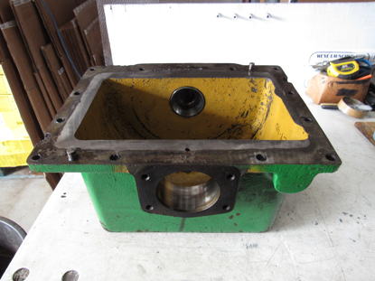 Picture of John Deere RE61349 4WD MFWD Clutch Drop Box Housing Case R124524 RE56286 RE69641