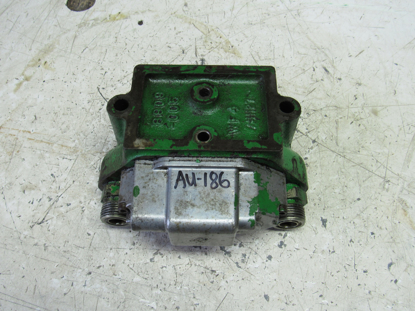 Picture of John Deere RE50276 Hydraulic Quick Connect Coupler