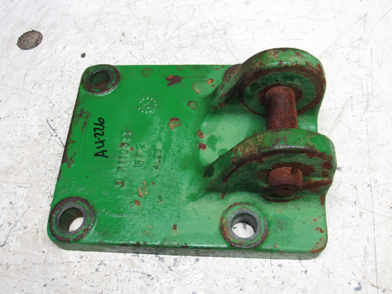 Picture of John Deere R110377 Center Top Link Bracket