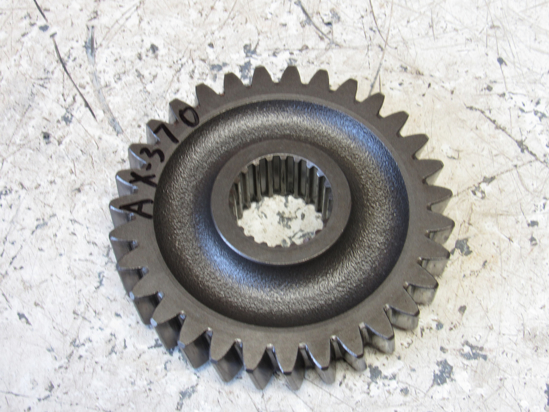 Picture of Kubota 3C361-23370 Shuttle Gear 31T