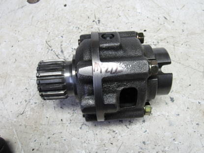 Picture of Front Axle Differential Case w/ Gears 34070-12250 32751-12260 31353-43343 31353-43353 Kubota Tractor