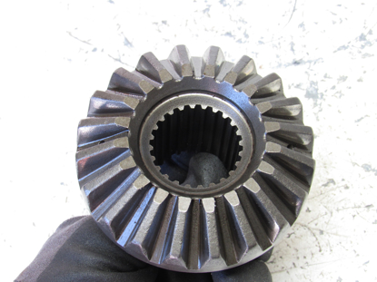 Picture of Kubota 37300-26440 Differential Side Gear to Tractor 37300-26442