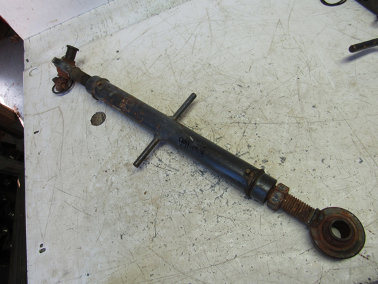 Picture of Kubota 35240-71103 Top Link Assy 35240-71100 35060-71100 35060-71103 32420-71100
