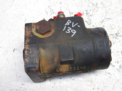 Picture of Vermeer 296269546 Hydraulic Steering Valve Orbital off RT450 Trencher