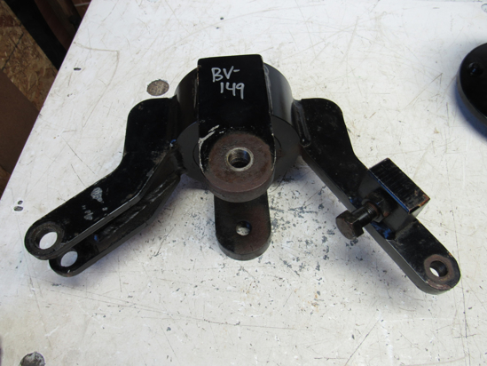 Picture of Vermeer 253398001 Axle Steering Knuckle off RT450 Trencher