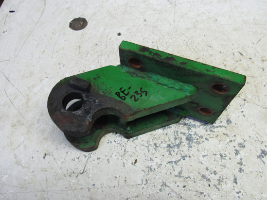 Picture of John Deere CH11975 RH Right Draft Link Bracket