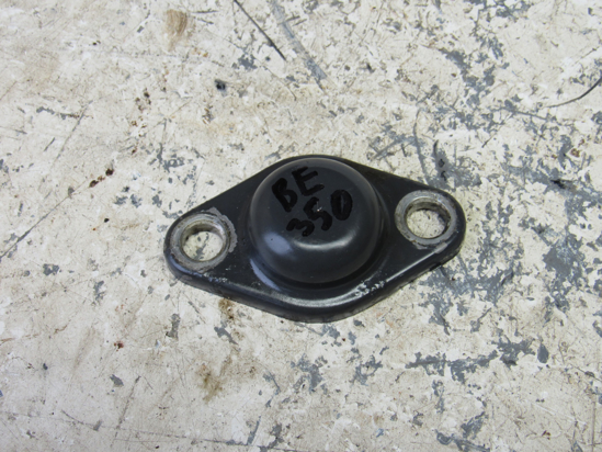 Picture of Kubota 37150-37720 Retainer