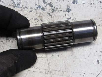 Picture of Kubota 35260-25290 PTO Gear Shaft