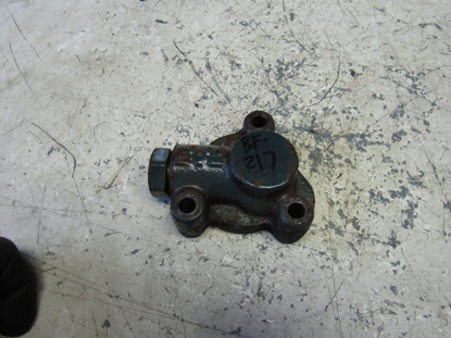 Picture of Kubota 35260-39570 Releif Valve