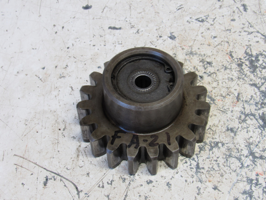 Picture of Ditch Witch 168-003 Hydraulic Motor Drive Pinion Gear 19T