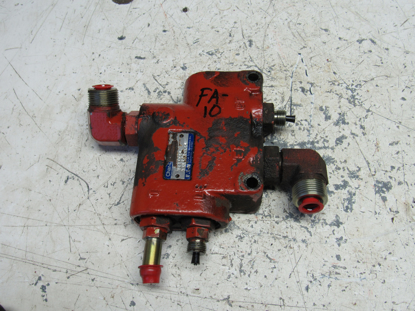 Picture of Ditch Witch 158-901 Hydraulic Priority Valve