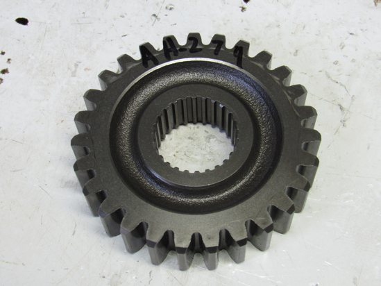 Picture of Kubota TD030-25050 Mid PTO Gear 27T