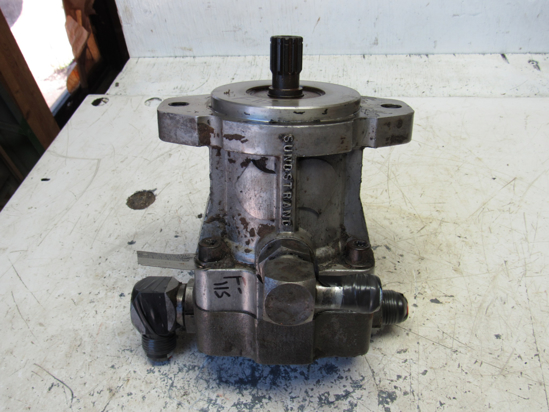 Picture of Case H624759  Drive Hydraulic Motor off DH4B Trencher H634873 Sunstrand 18-3027