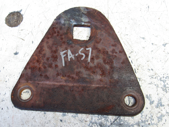 Picture of Case H381392 Chain Idler Sprocket Bracket