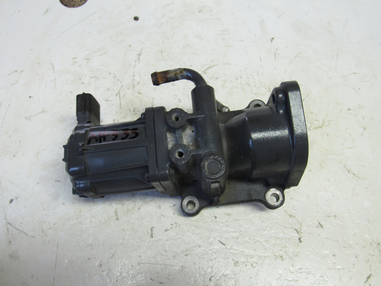 Picture of Kubota 1A332-62700 EGR Valve Valve to certain V2403-CR engine 1A332-62702 1A332-62701