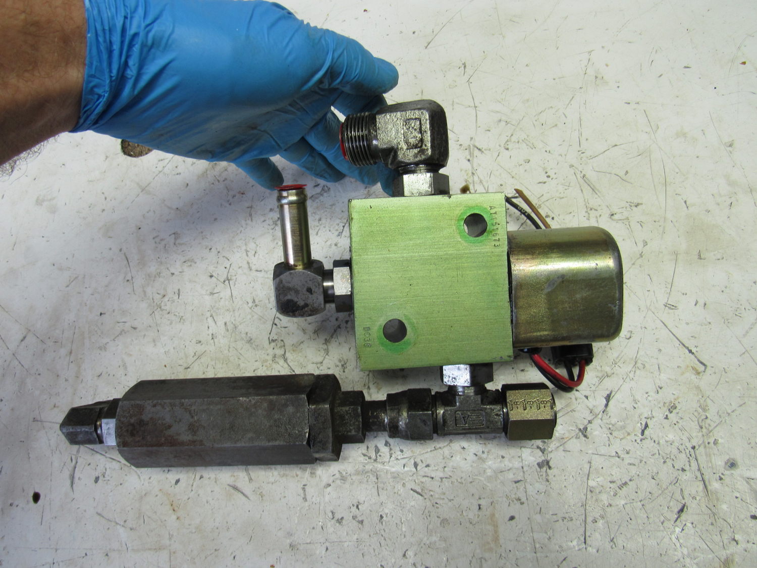 Eastern Triangle Enterprises LLC EStore. John Deere AT151673 Parking