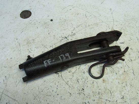 Picture of John Deere M120791 Lift Link Yoke