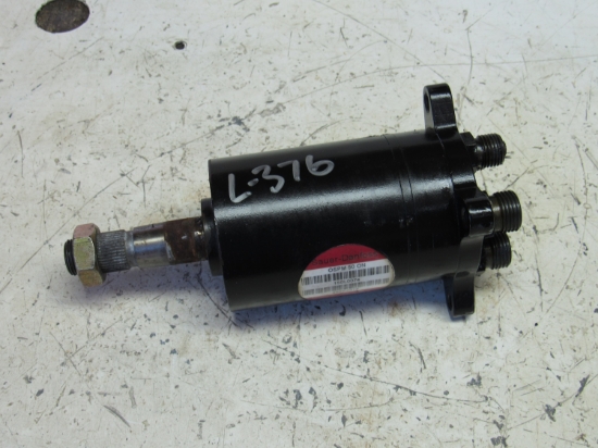 Picture of Hydraulic Steering Valve Orbital TCA12686 John Deere 2500E 2500A 2500B 7200 7400 Mower AUC19635 AUC22982