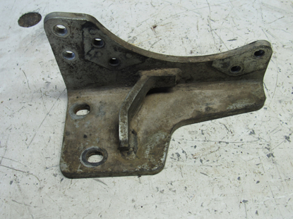 Picture of Caterpillar Cat 490-5901 DPF Bracket to certain C2.4