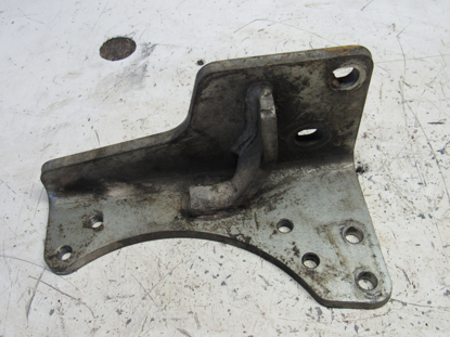 Picture of Caterpillar Cat 490-5902 DPF Bracket to certain C2.4